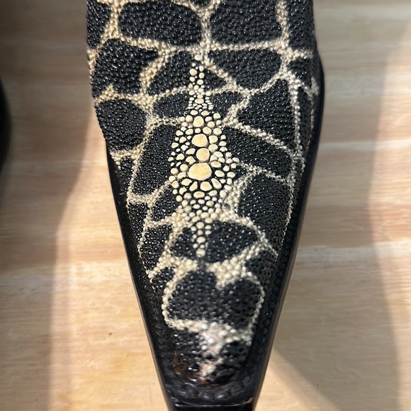 Herencia brand black/ white zebra design on Stingray western boots US 9 1/2 D - Picture 2 of 12